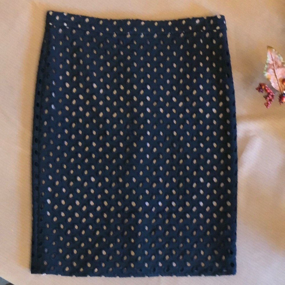 Tom Ford Black Eyelet Pencil Skirt sz 38 New